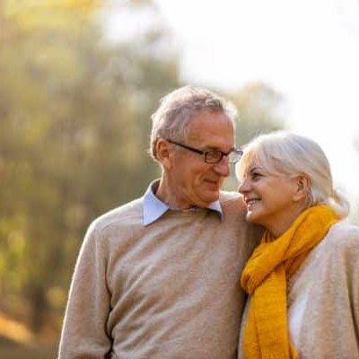 happ_senior_couple